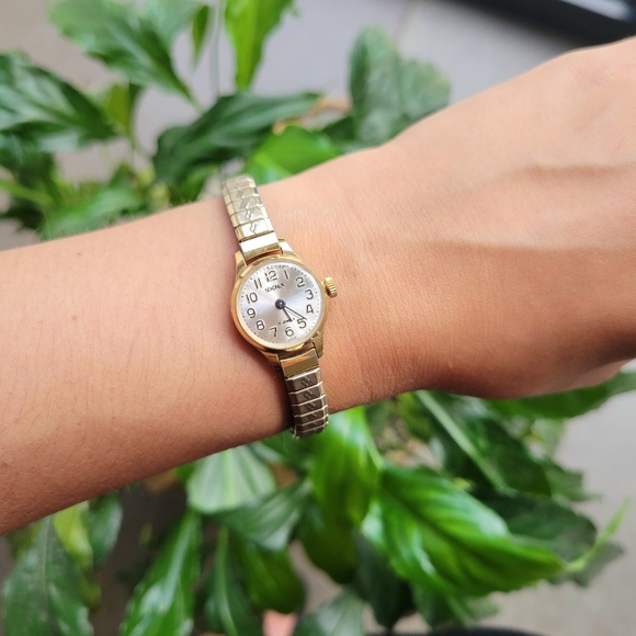 Vintage USSR Soviet Sekonda 17 Jewels Classic Watch - Picture 2 of 7